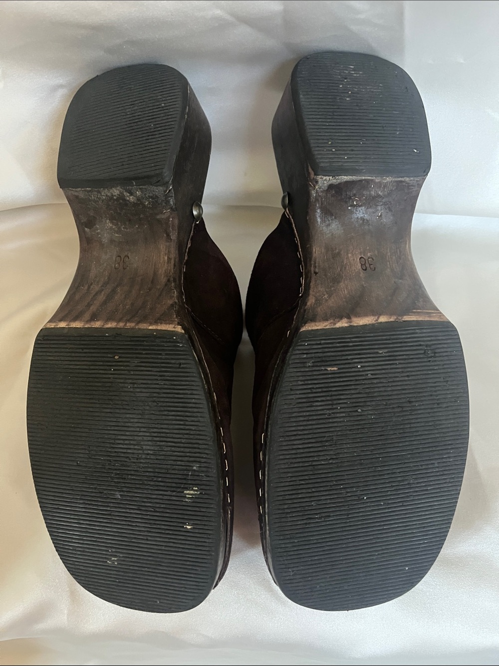 Chanel Brown Suede Clogs Size 38 - Picture 7 of 14